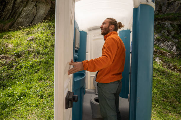 Best Best portable toilet rental  in North Aurora, IL